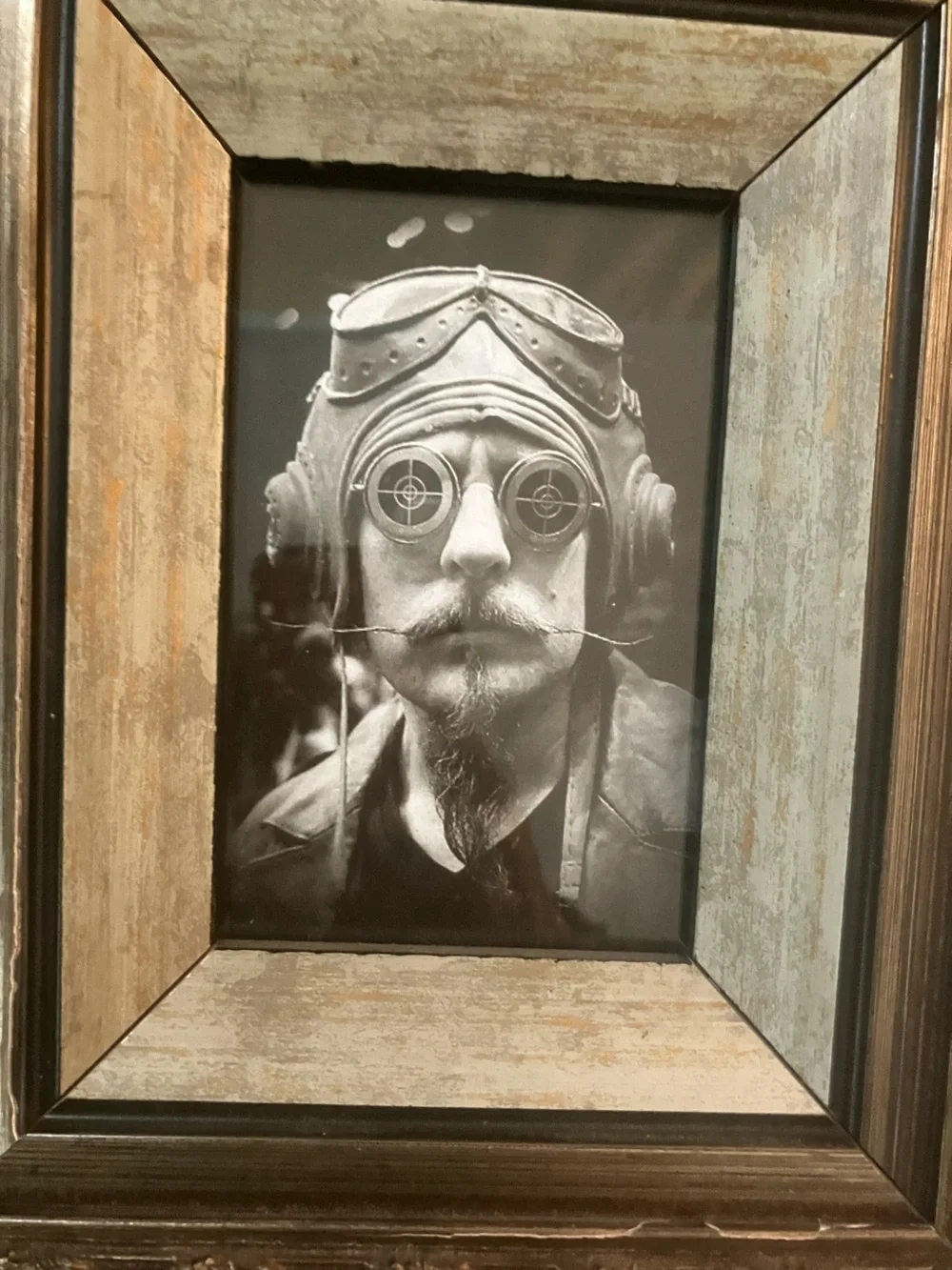 Decorative Rustic Bronze Picture Frame - Brown